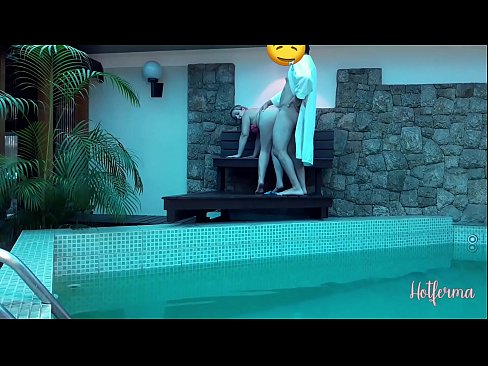❤️ Șeful o invită pe menajeră la piscină, dar nu a putut rezista la o partidă fierbinte ☑  at us ro.virtsextor.ru ❤