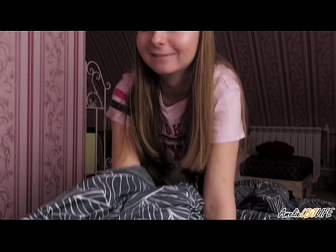 ❤️ Blondina îi suge adânc prietenei ei și primește spermă în gură ☑ at us ro.virtsextor.ru ❤